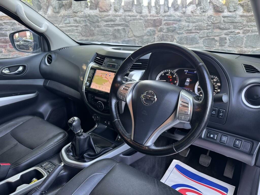 Nissan Navara Double Cab Pick Grey #12