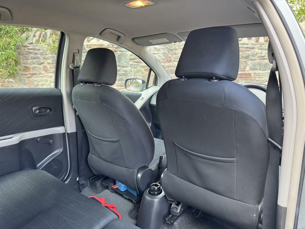 Toyota Yaris 1.3 T Spirit Multimode Silver #10