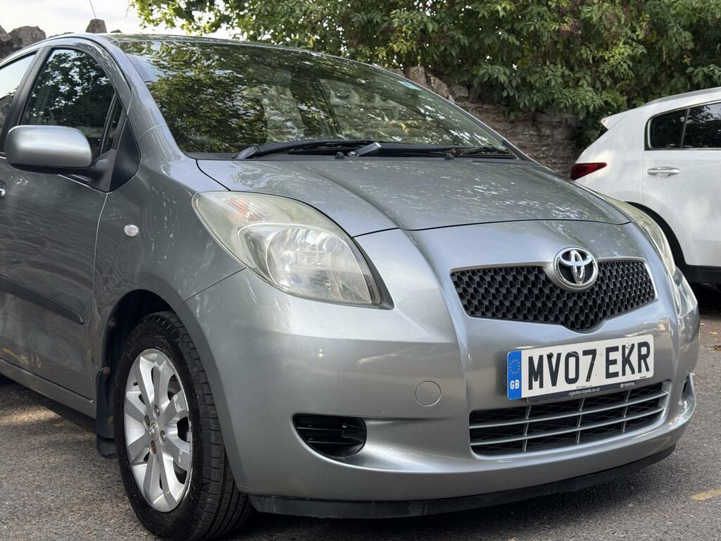 Toyota Yaris 1.3 T Spirit Multimode Silver #4