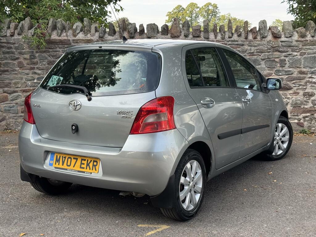 Toyota Yaris 1.3 T Spirit Multimode Silver #6