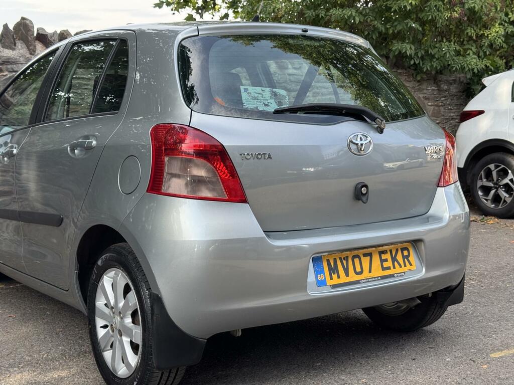 Toyota Yaris 1.3 T Spirit Multimode Silver #8