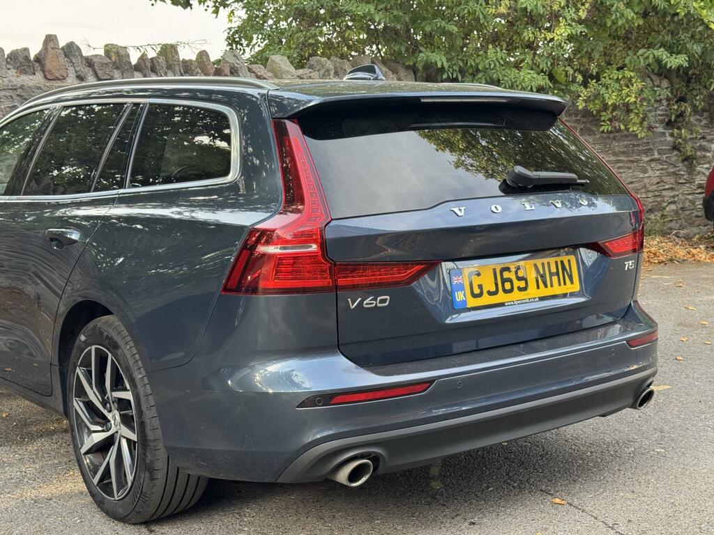Volvo V60 2.0 D3 Momentum Plus Estate Euro Grey #10