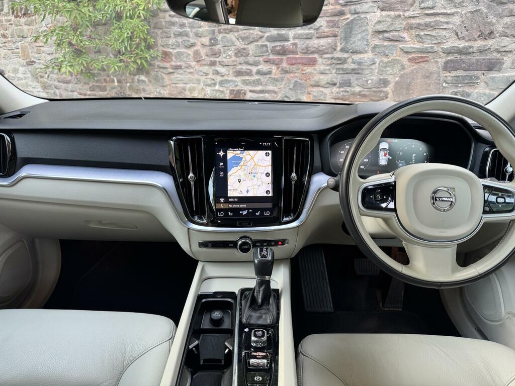 Volvo V60 2.0 D3 Momentum Plus Estate Euro Grey #18
