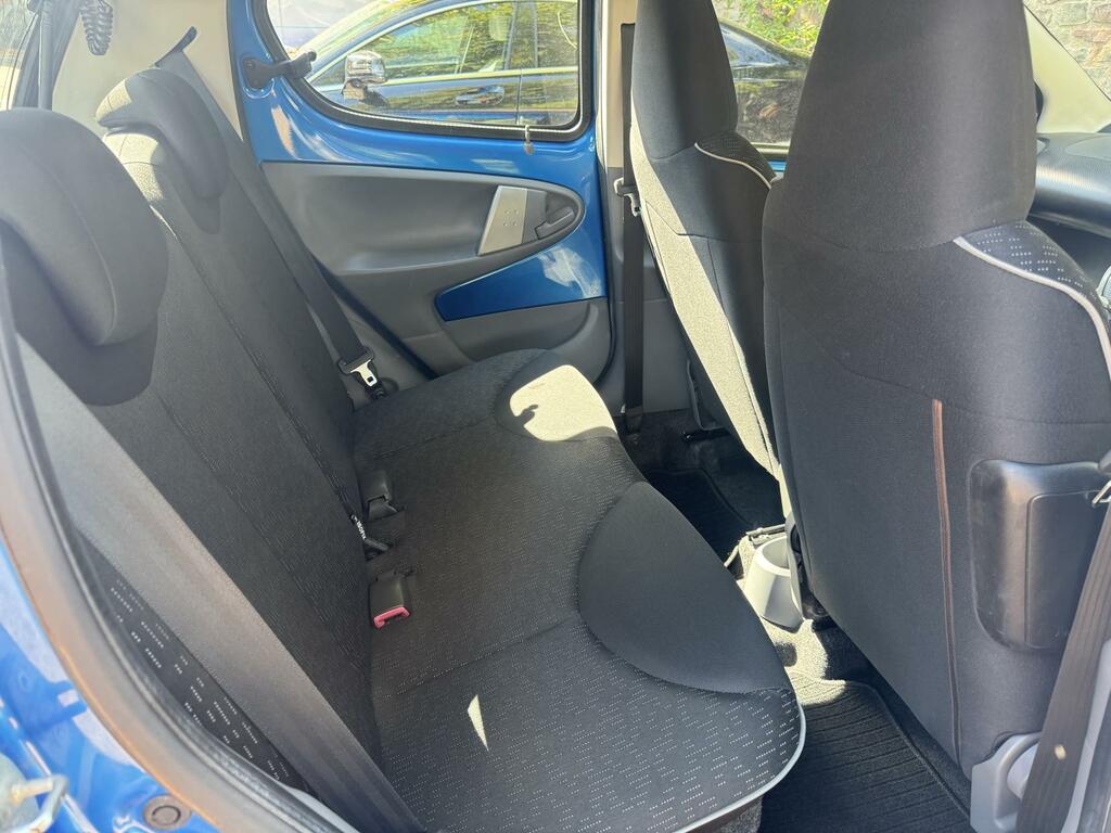 Peugeot 107 Urban Blue #5