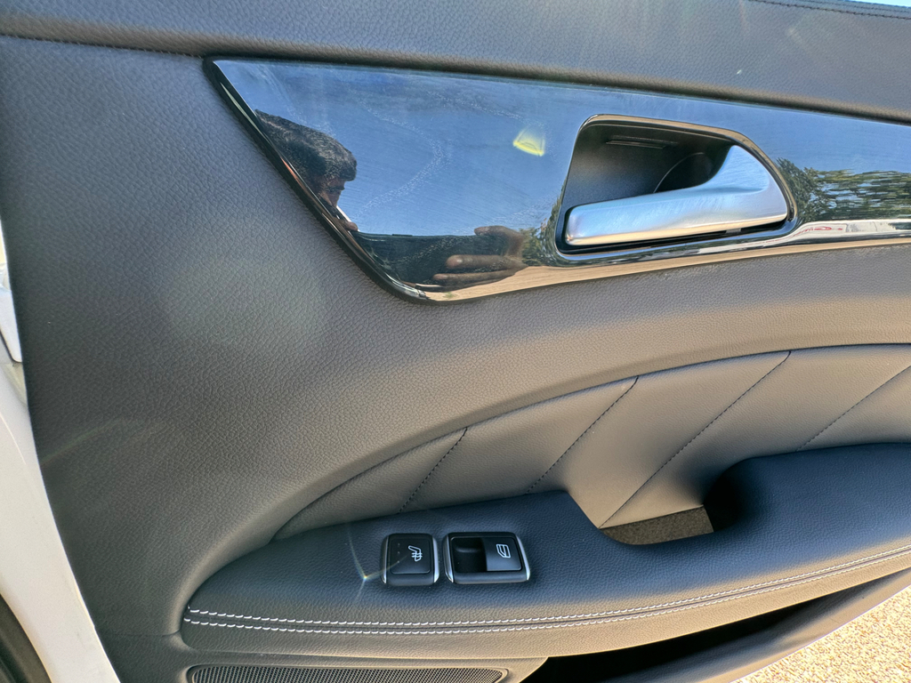 Mercedes-Benz CLS Cls350d V6 Amg Line Silver #63