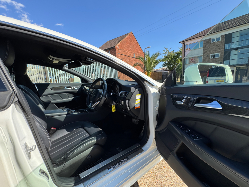 Mercedes-Benz CLS Cls350d V6 Amg Line Silver #9