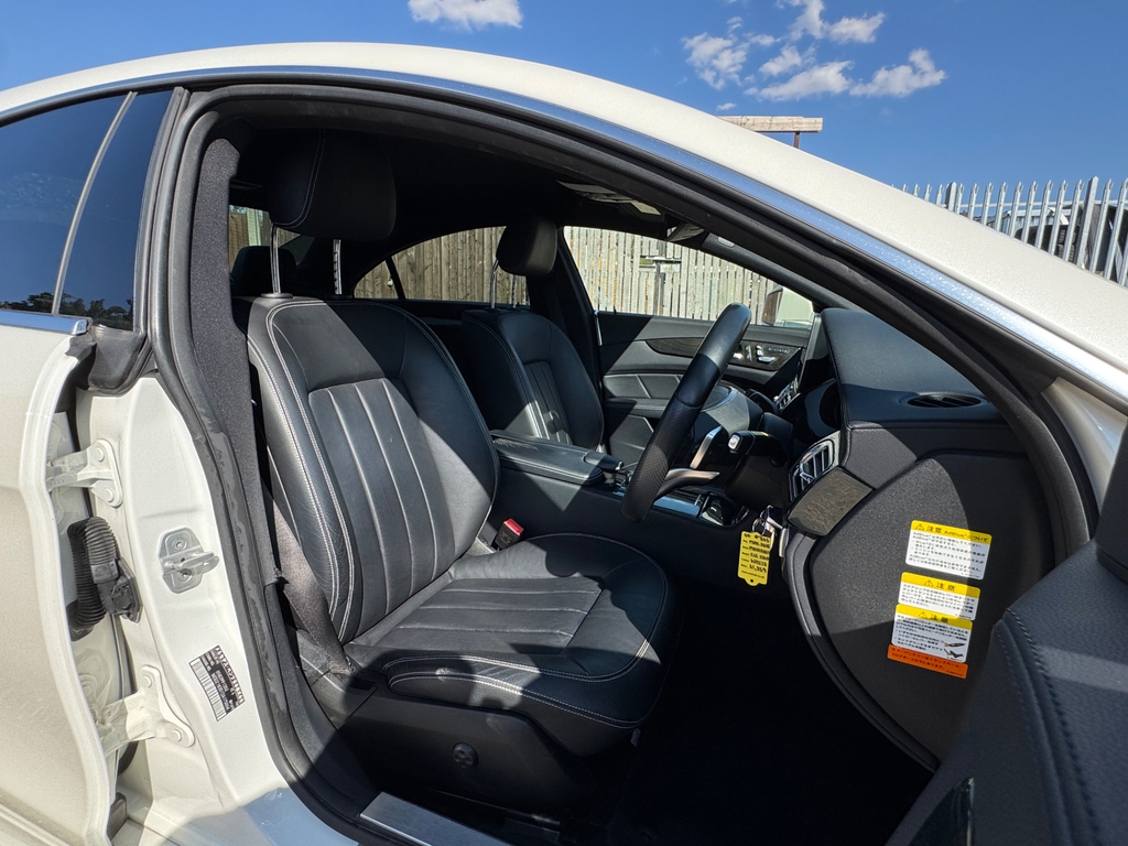 Mercedes-Benz CLS Cls350d V6 Amg Line Silver #12