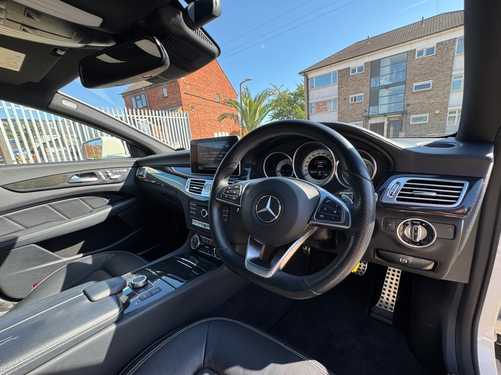 Mercedes-Benz CLS Cls350d V6 Amg Line Silver #13