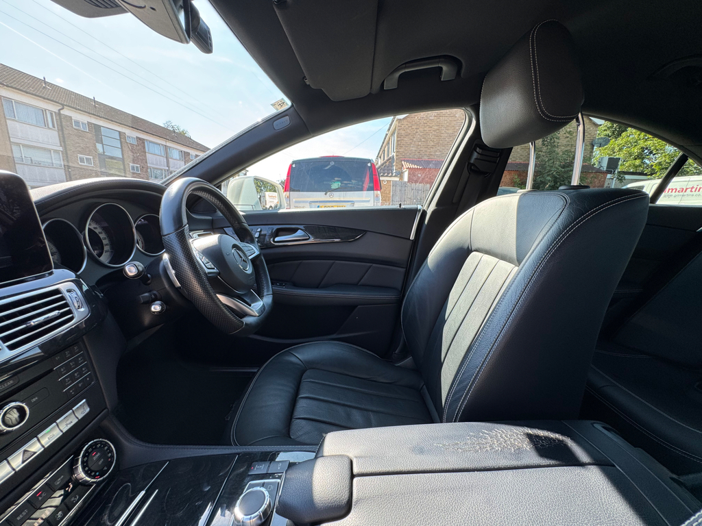 Mercedes-Benz CLS Cls350d V6 Amg Line Silver #22
