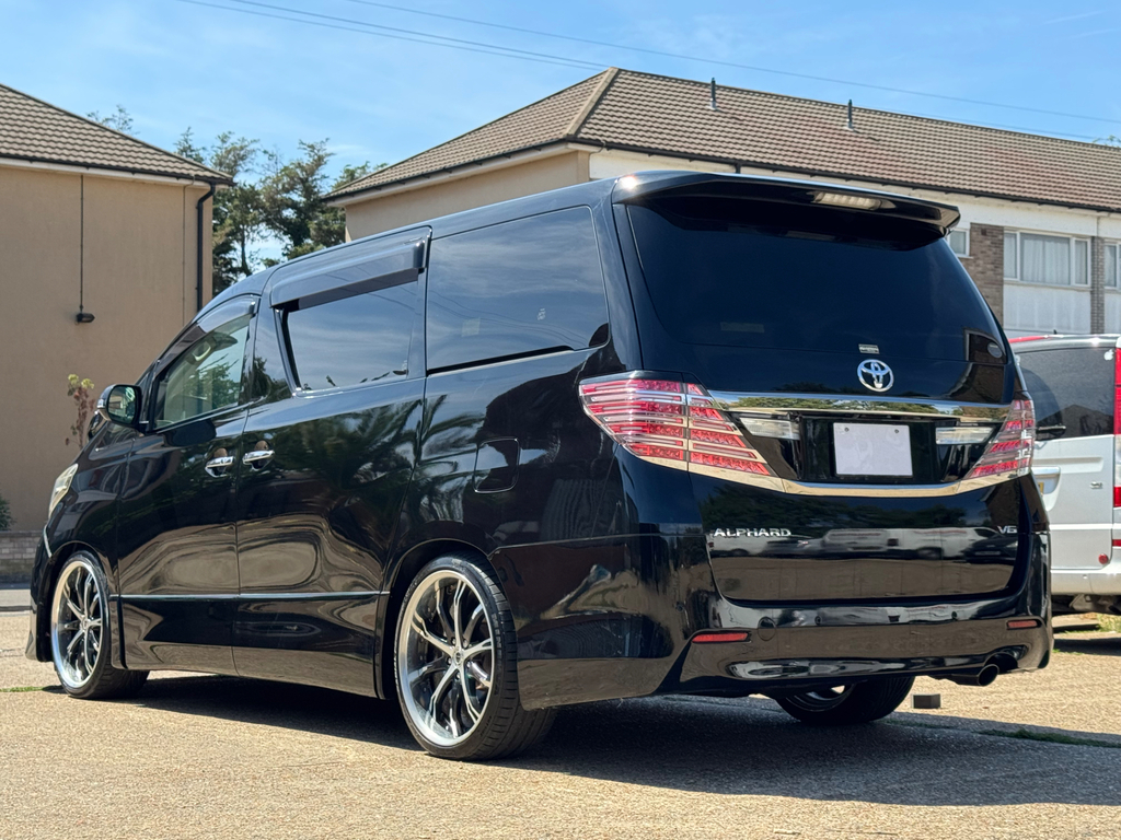 Toyota Alphard Mpv Black #4