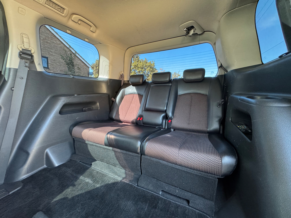 Nissan Elgrand 250 Highway Star 2.5 4Wd 8 Seater White #41
