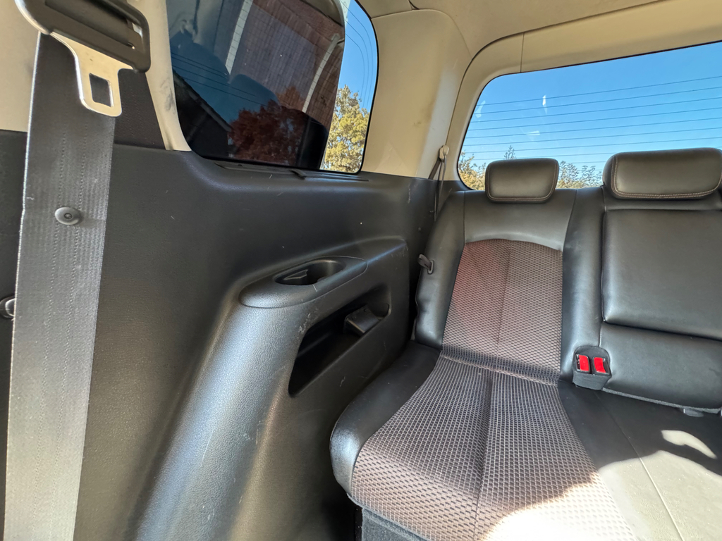Nissan Elgrand 250 Highway Star 2.5 4Wd 8 Seater White #37