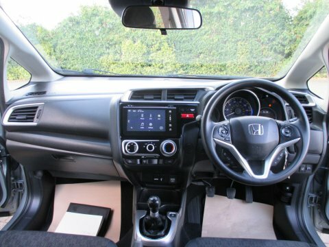Honda Jazz Hatchback 1.3 I-vtec Se Cvt Euro 6 Ss 2016 Silver #15