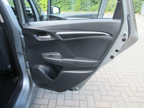 Honda Jazz Hatchback 1.3 I-vtec Se Cvt Euro 6 Ss 2016 Silver #48