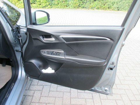 Honda Jazz Hatchback 1.3 I-vtec Se Cvt Euro 6 Ss 2016 Silver #47