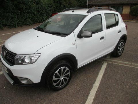 Dacia Sandero Stepway 0.9 Tce Comfort White #2