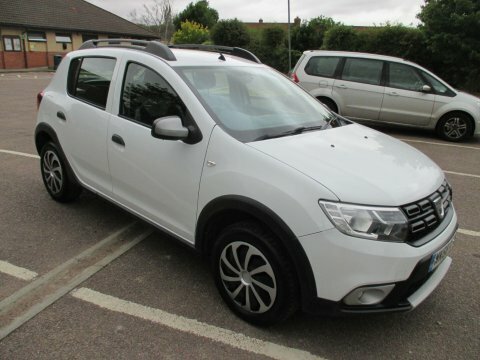Dacia Sandero Stepway 0.9 Tce Comfort White