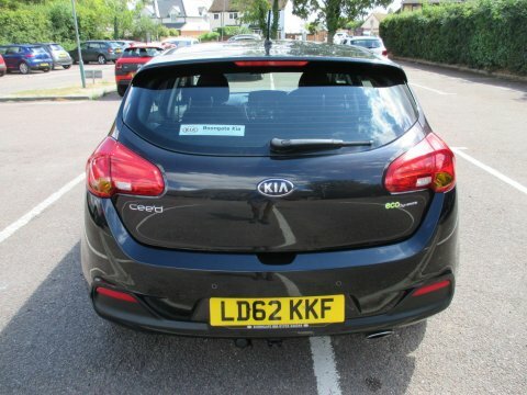 Kia Ceed 1.6 Crdi Ecodynamics Black #4