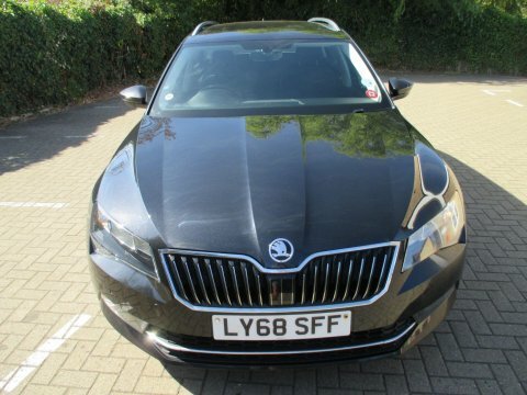 Skoda Superb 1.5 Tsi Act Black #3