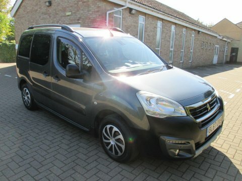 Peugeot Partner Tepee 1.6 Bluehdi Outdoor Grey