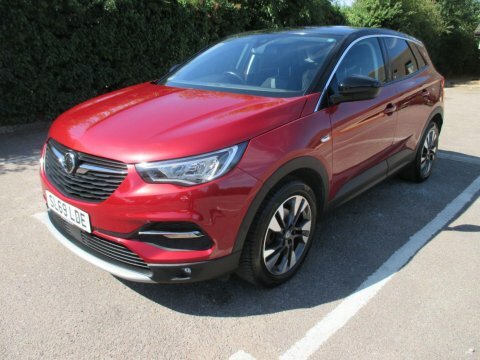 Vauxhall Grandland X 1.2 Turbo Sri Red #2
