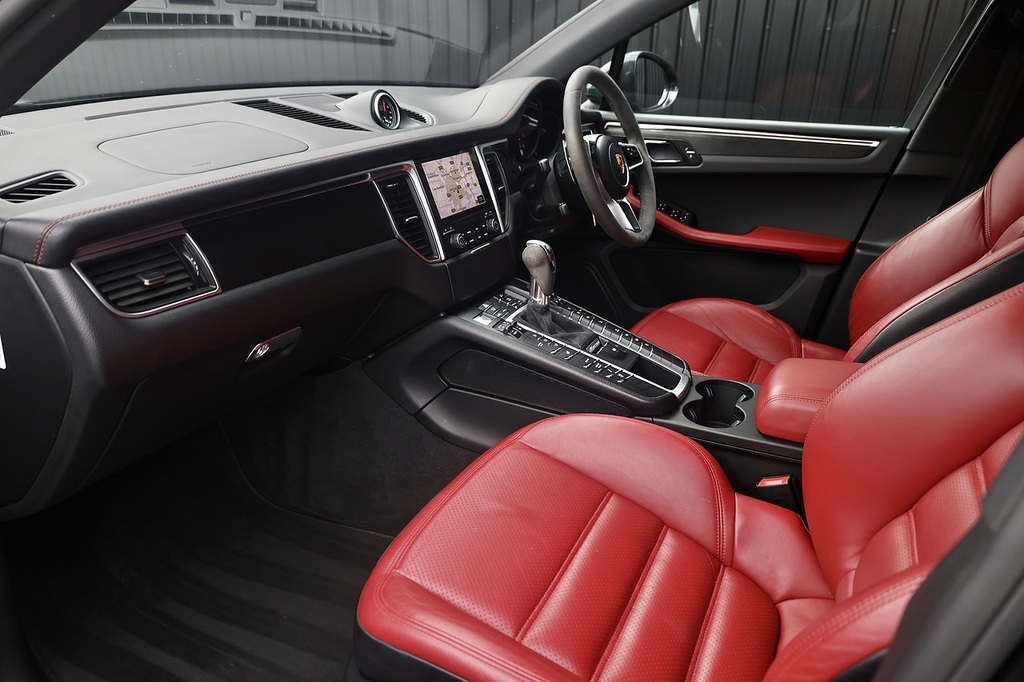 Porsche Macan Macan Gts Grey #3