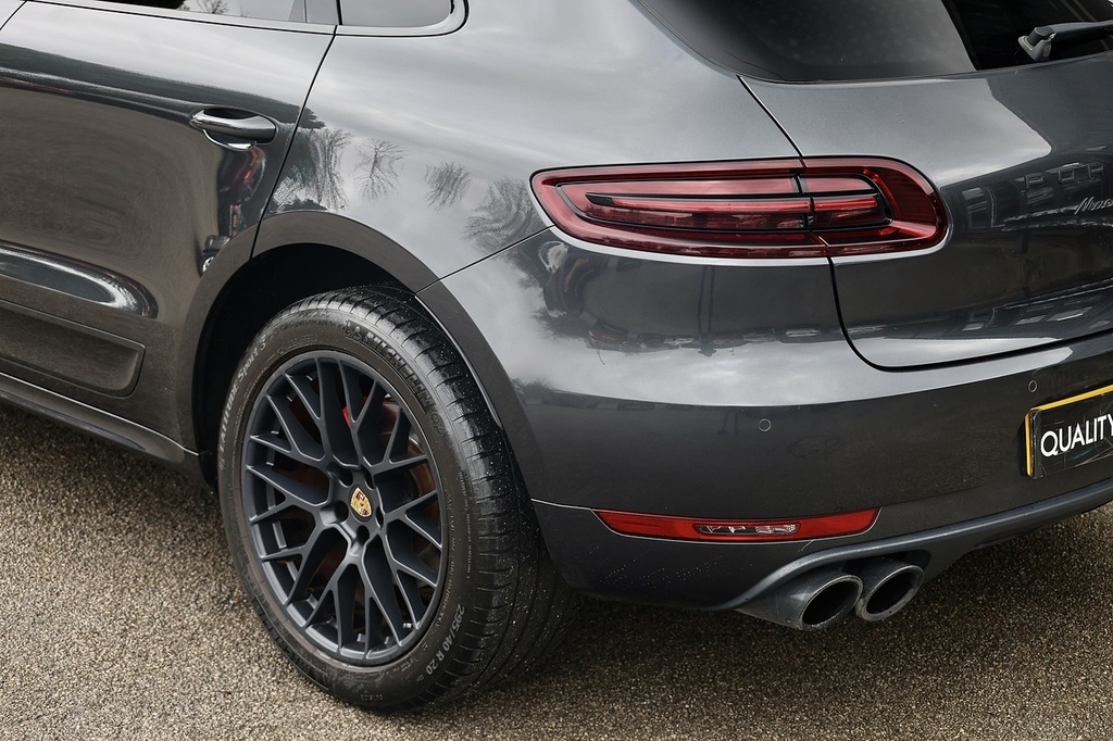 Porsche Macan 4X4 2.0T Pdk 4Wd Euro 6 Ss 201818 Black #26