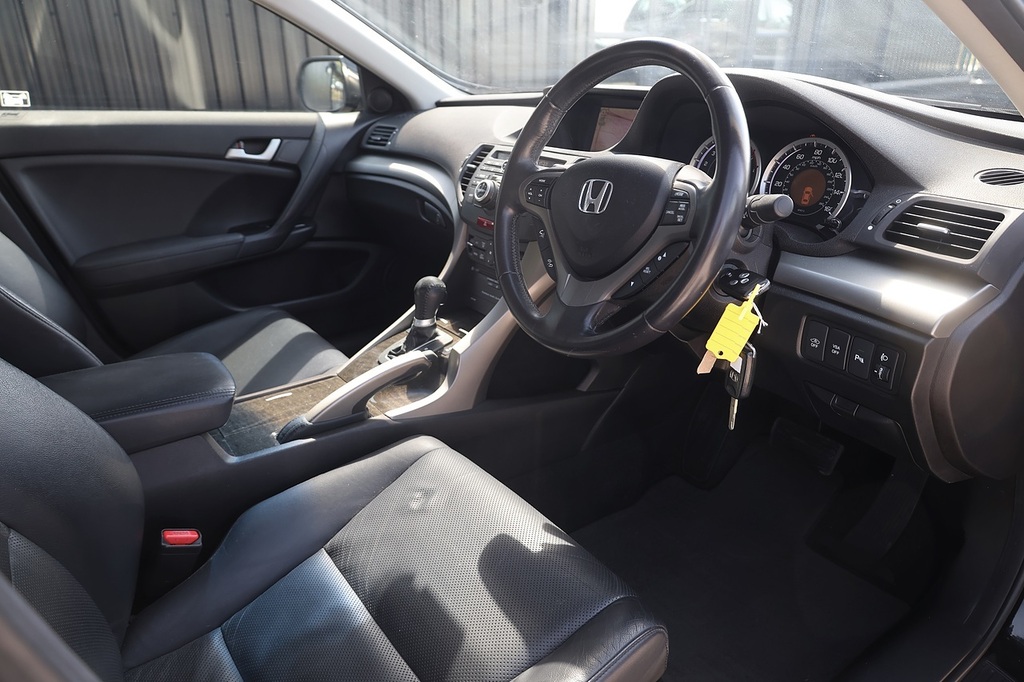 Honda Accord 2.2L I-dtec Ex Gt 148 Bhp Silver #8