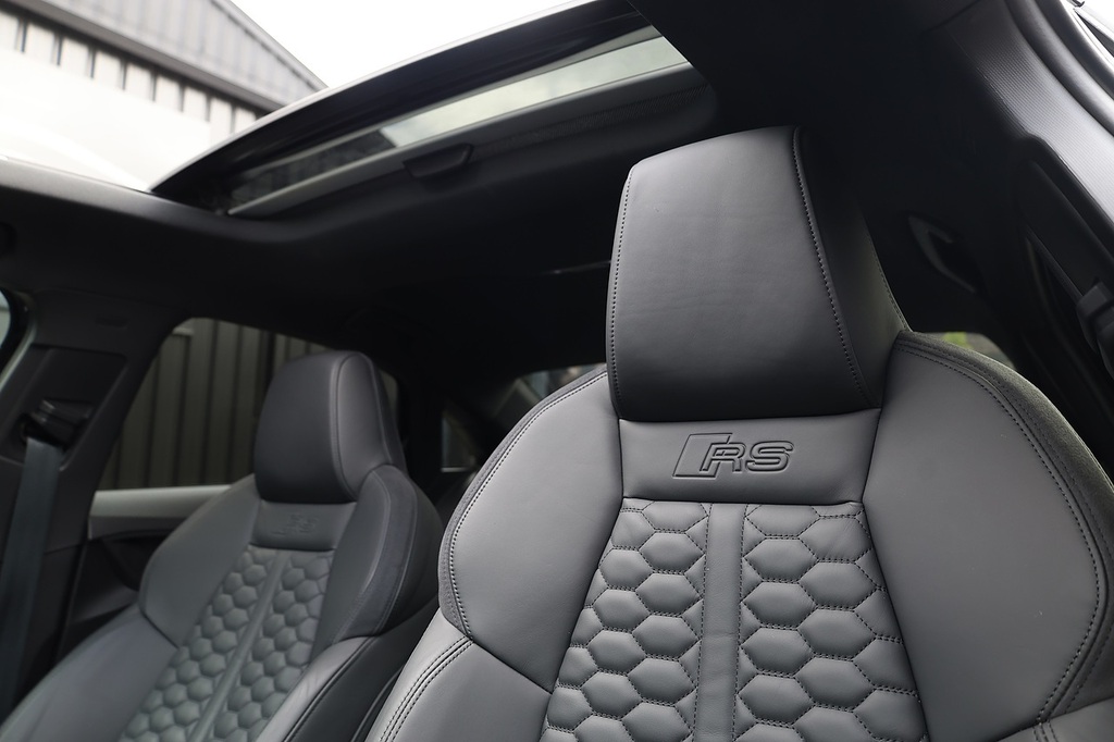 Audi RS3 2.5 Tfsi Vorsprung Sportback S Tronic Q Red #11