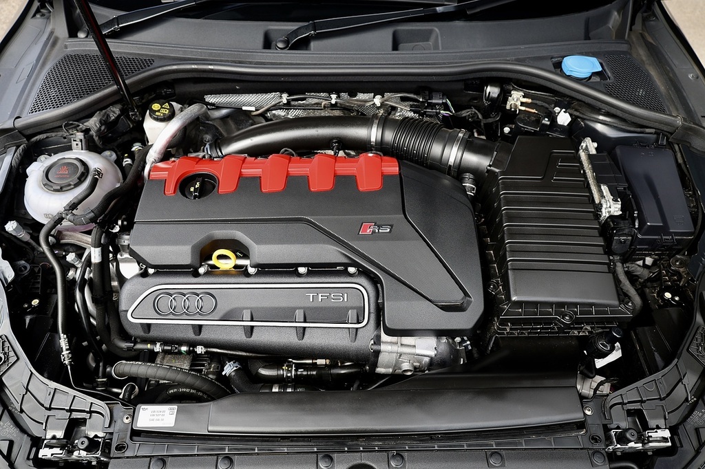 Audi RS3 2.5 Tfsi Vorsprung Sportback S Tronic Q Red #10
