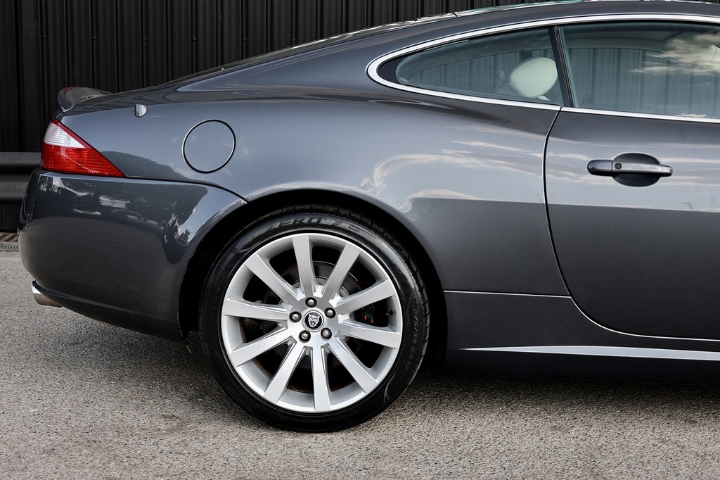 Jaguar XKR 4.2 V8 Convertible Euro 4 420 Ps  #22
