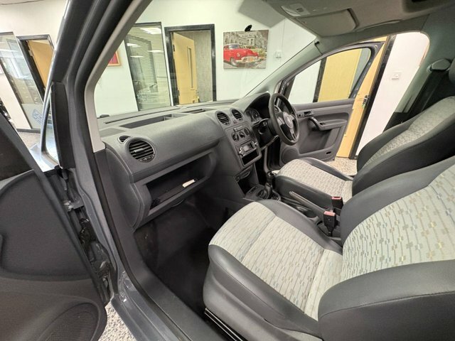 Volkswagen Caddy Maxi 1.6 Tdi C20 Maxi Combi Van Fwd Silver #26