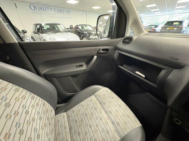 Volkswagen Caddy Maxi 1.6 Tdi C20 Maxi Combi Van Fwd Silver #37