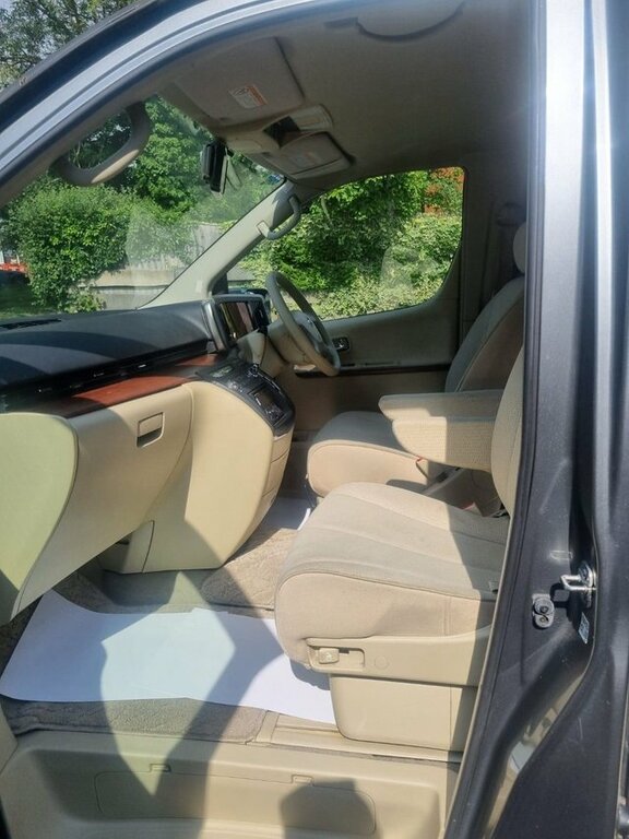 Nissan Elgrand Rwd  #17