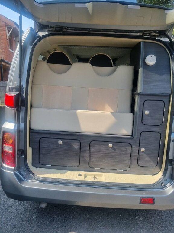 Nissan Elgrand Rwd  #16