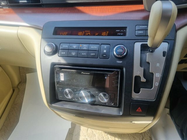 Nissan Elgrand Rwd  #11