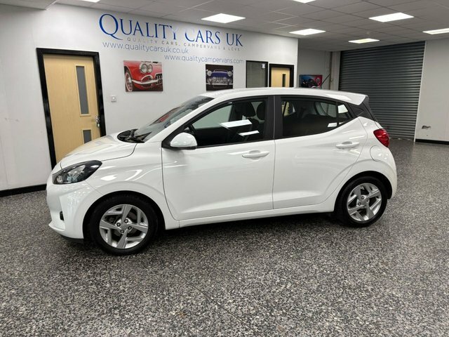 Hyundai I10 1.2 Se Connect Hatchback Euro 6 White #3