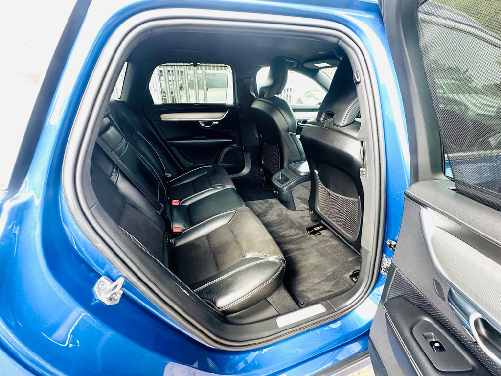 Volvo V90 2.0 D4 R-design Pro Euro 6 Ss YE68GJS Blue #4