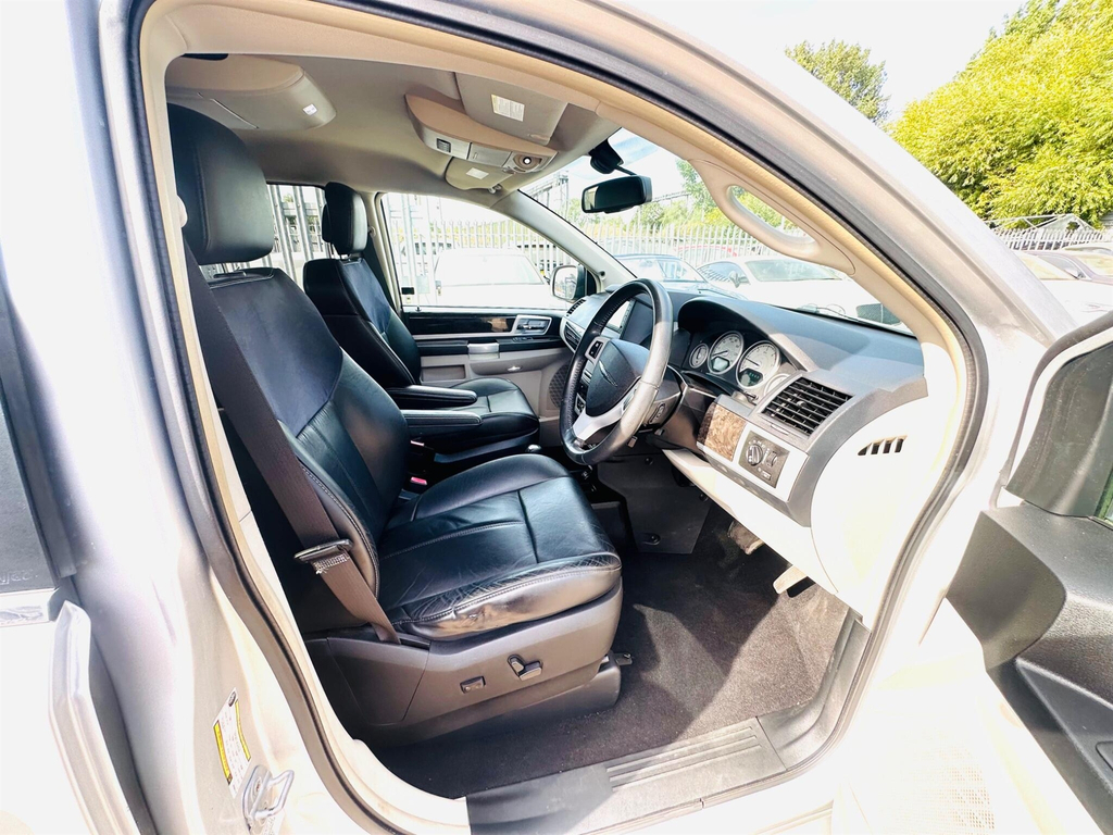 Chrysler Grand Voyager 2.8 Crd Limited Euro 4  #2