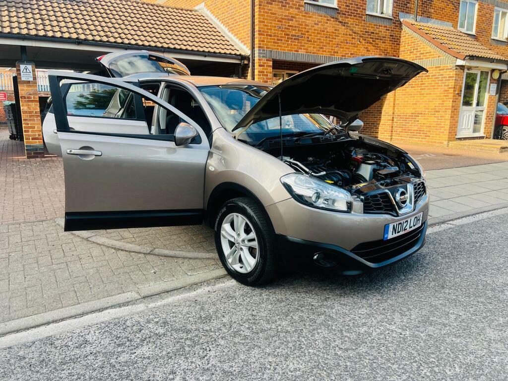 Nissan Qashqai 1.6 Acenta Cvt 2Wd Euro 5 Beige #3