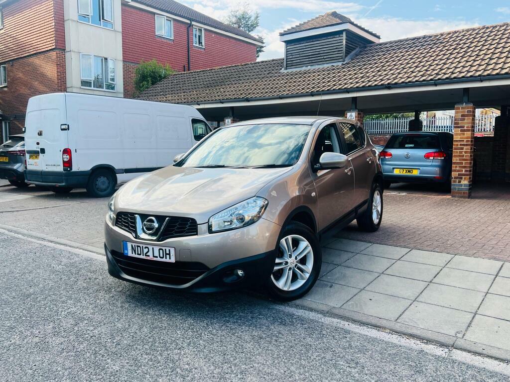 Nissan Qashqai 1.6 Acenta Cvt 2Wd Euro 5 Beige #2