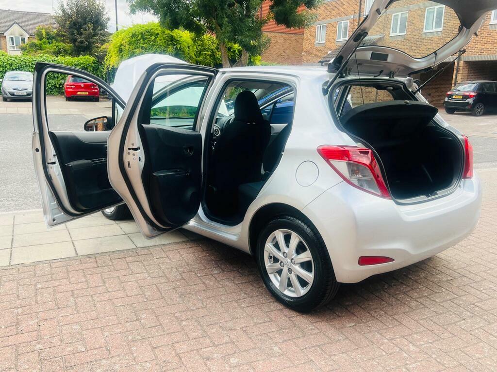 Toyota Yaris 1.33 Dual Vvt-i Tr Multidrive S Euro 5 YR62KZC Silver #5