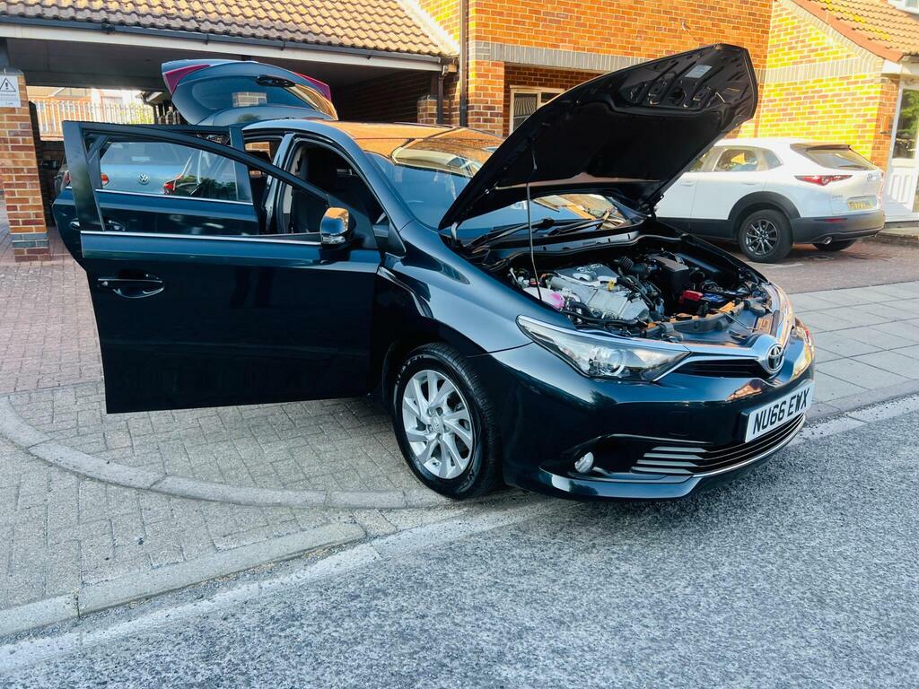 Toyota Auris 1.2 Vvt-i Icon Euro 6 S S Grey #3