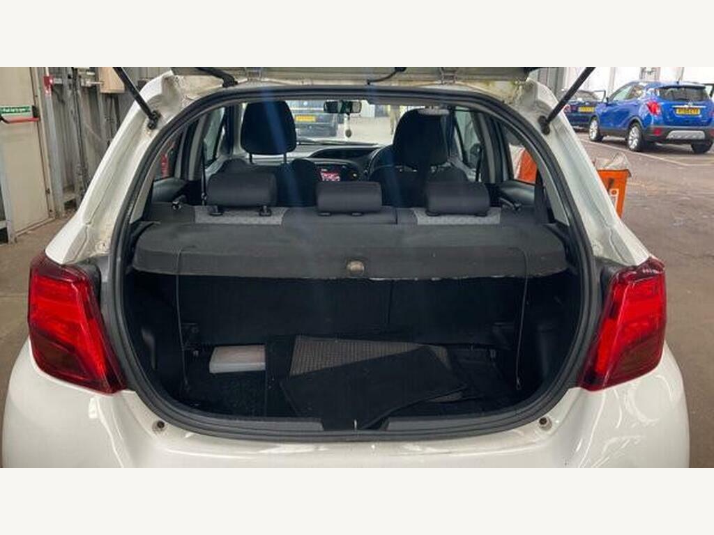 Toyota Yaris 1.3 Vvt-i Icon Plus Red #10