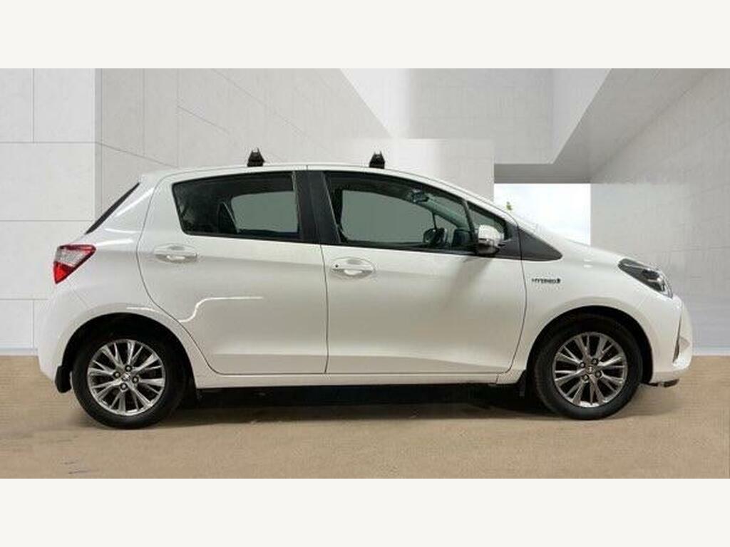 Toyota Yaris 1.5 Vvt-h Icon E-cvt Euro 6 S S YK19NCY White #3