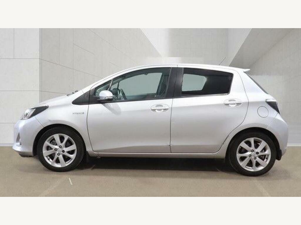 Toyota Yaris 1.33 Vvt-i Tr Silver #7