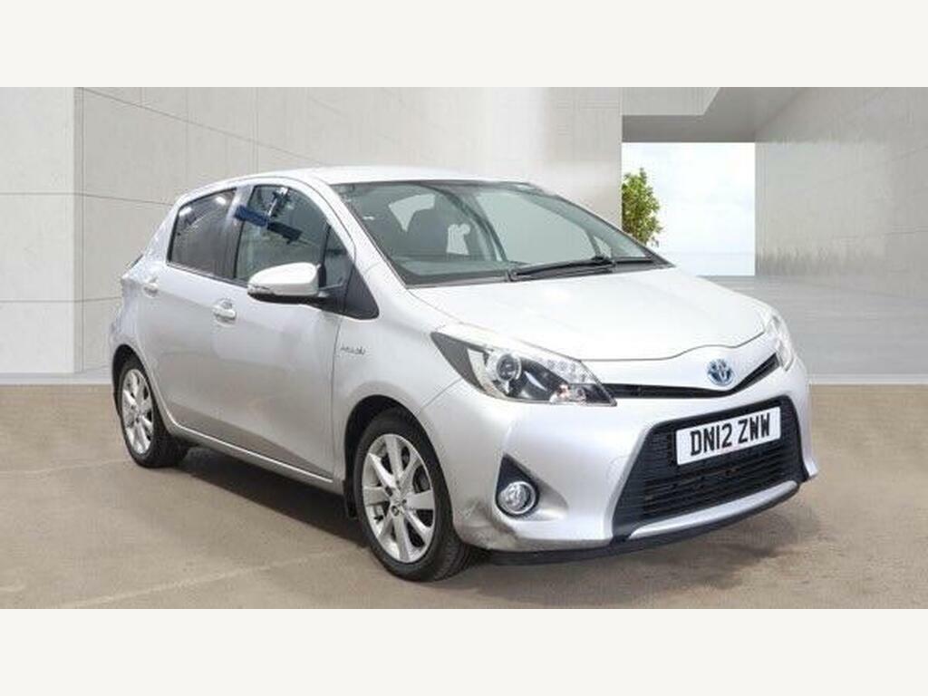 Toyota Yaris 1.5 Vvt-h T Spirit Cvt Euro 5 Silver