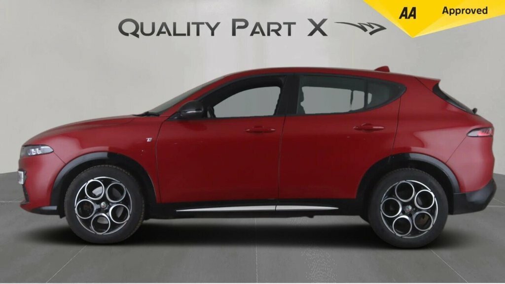 Alfa Romeo Tonale Suv Red #4