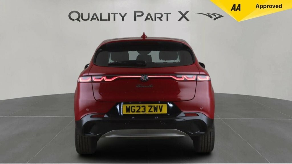 Alfa Romeo Tonale Suv Red #6