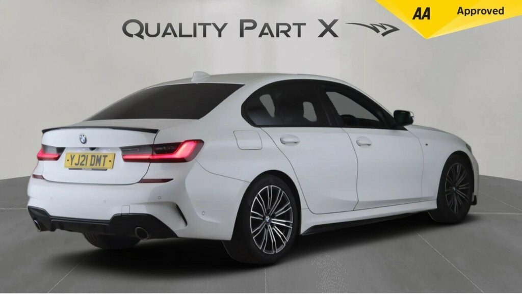 BMW 3 Series Saloon YJ21DMT White #6